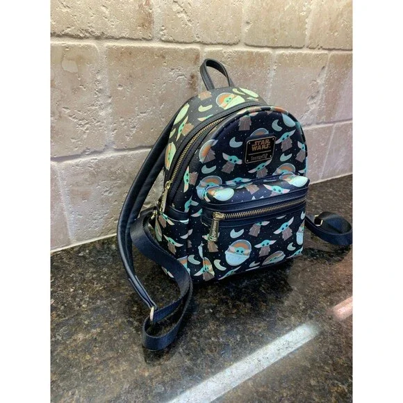 Loungefly Disney Parks Star Wars The Mandalorian Grogu Yoda Backpack Like New - Picture 4 of 12